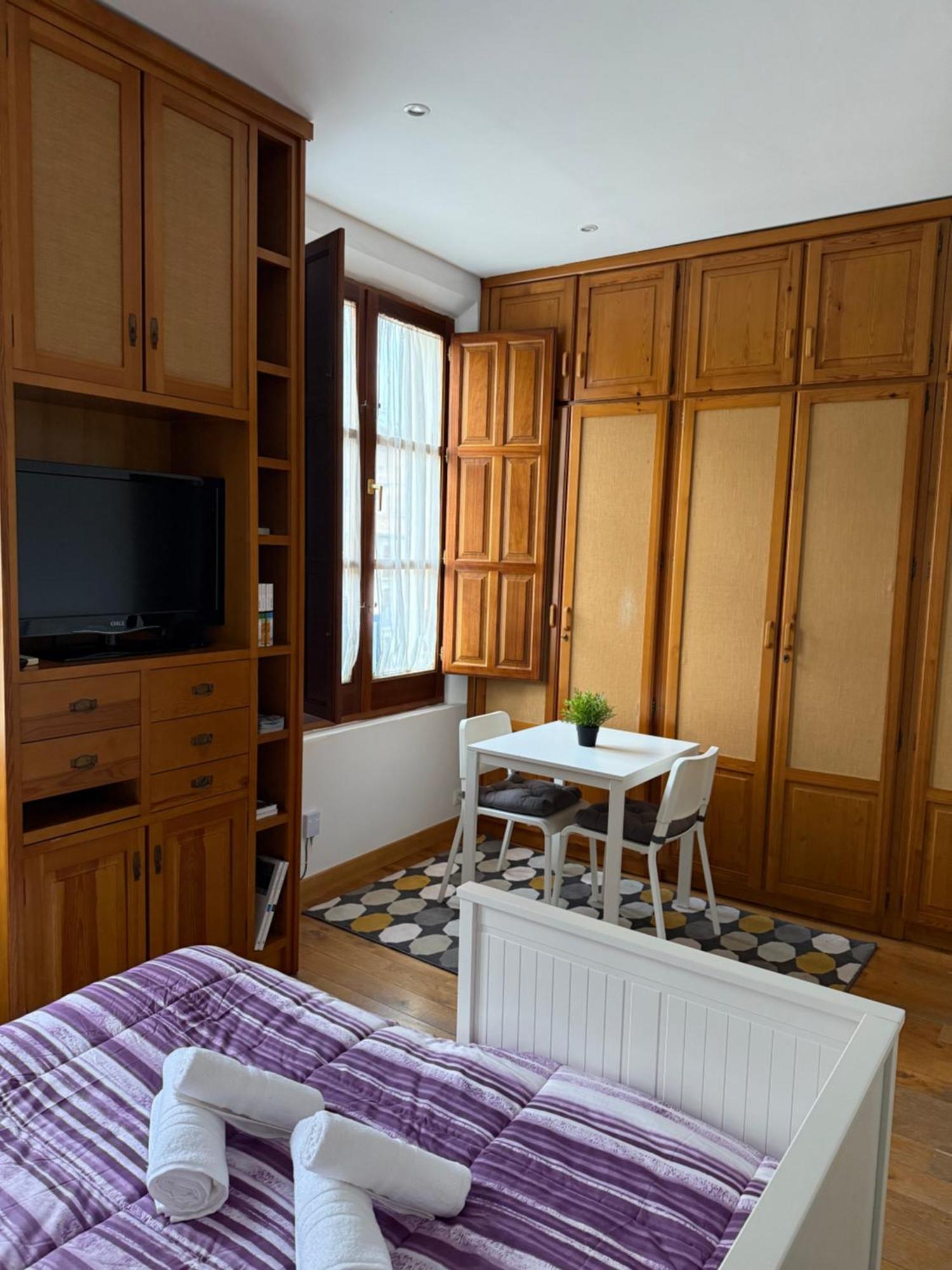 Cozy Studio 6 Min To Alhambra-2 Min To Cathedral Walking 그라나다 외부 사진